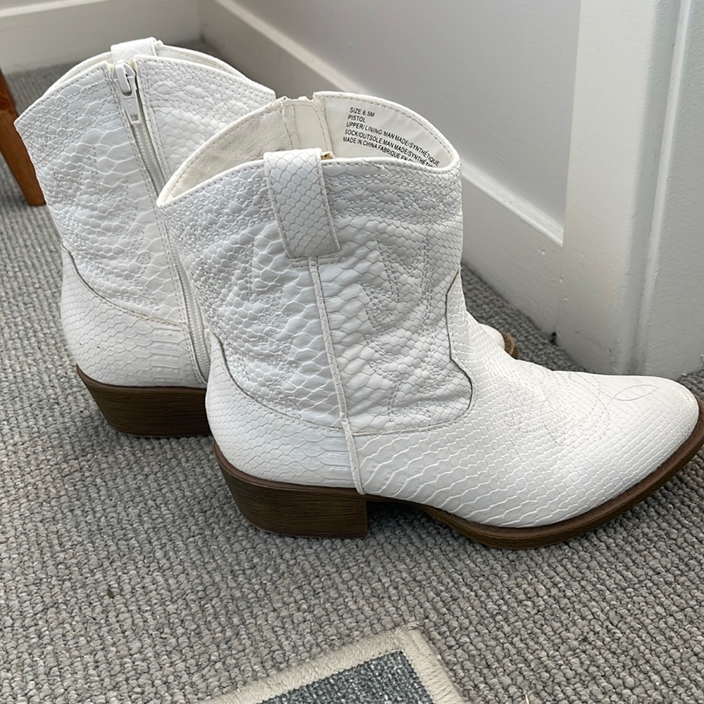 Pistol white cowboy boots - Picture 3 of 7